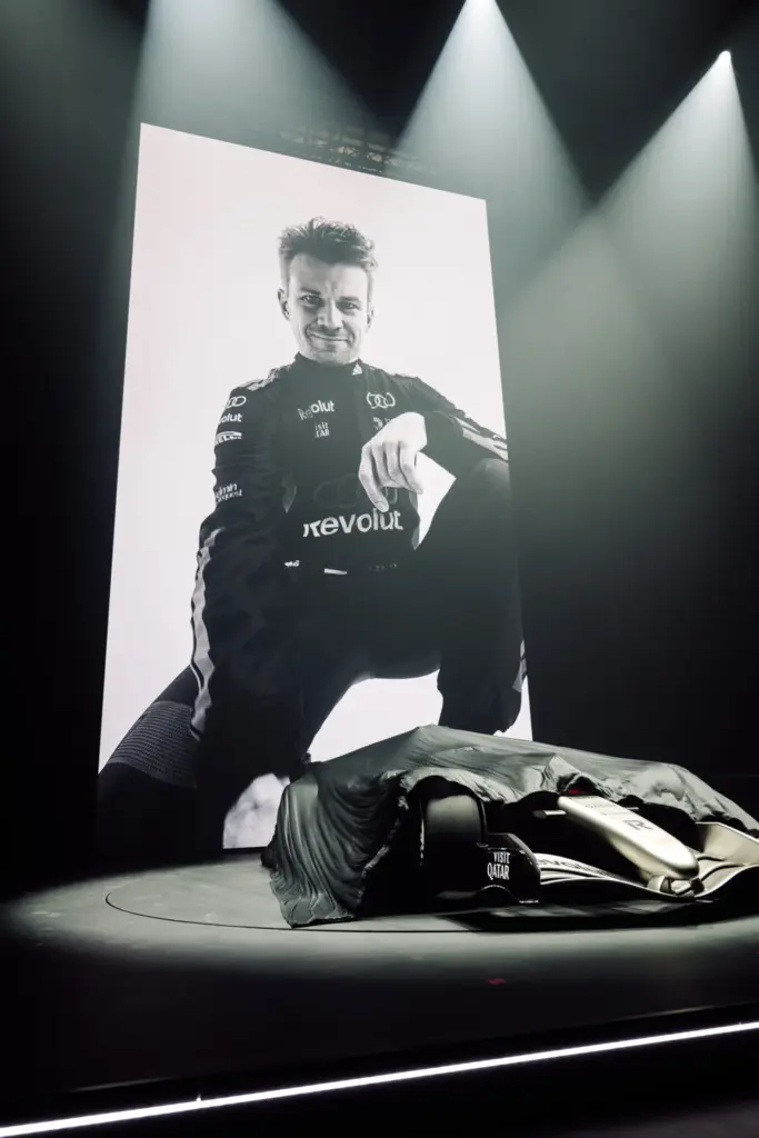 El monoplaza Audi F1 2026 se muestra en Berlín 30 Motor16 El monoplaza Audi F1 2026 se muestra en Berlín