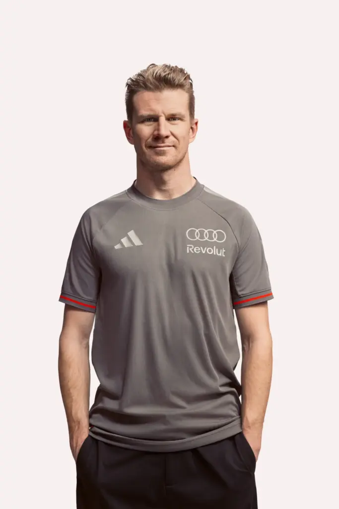 El monoplaza Audi F1 2026 se muestra en Berlín 10 Motor16 Audi F1 revolut equipo formula 1 r26 monoplaza 7 Motor16