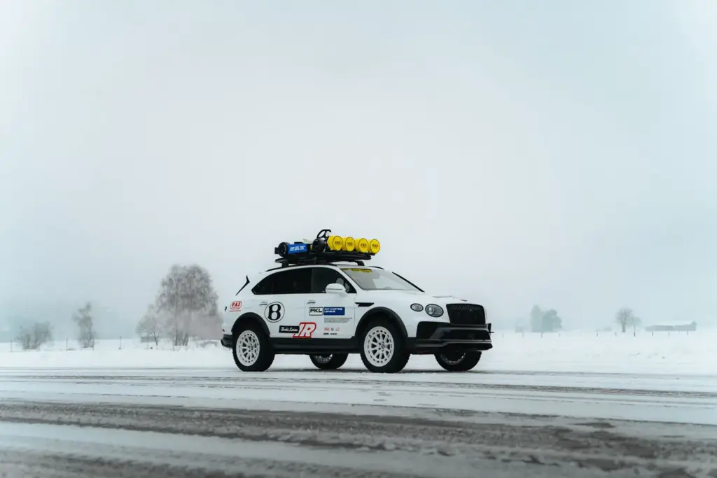 X Concept, el Bentley Bentayga que multiplica sus capacidades todoterreno 9 Motor16 BENTLEY Bentayga X Concept 1 5 Motor16