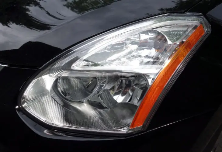 El fin de las bombillas halógenas: cómo pasar a LED de forma legal y sin pasar por la ITV 2 Motor16 bombillas halógenas a led