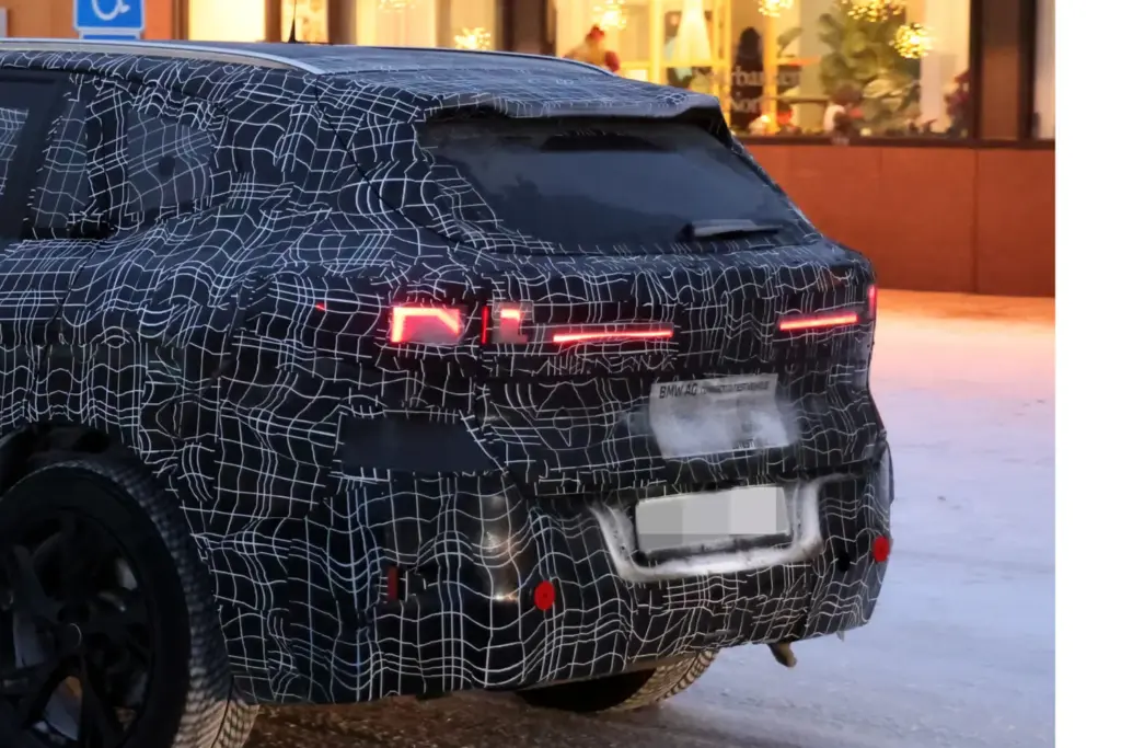 El BMW X5 2027 se enfrenta a la dura prueba invernal 10 Motor16 BMW X5 2027 nieve 9 Motor16