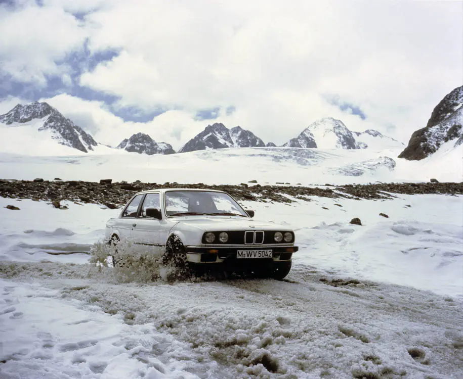1986 BMW 325i Allrad. Imagen movimiento.