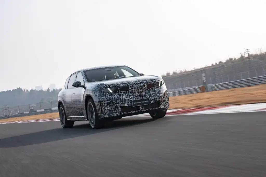 BMW iX3 Long Wheelbase 10 Motor16