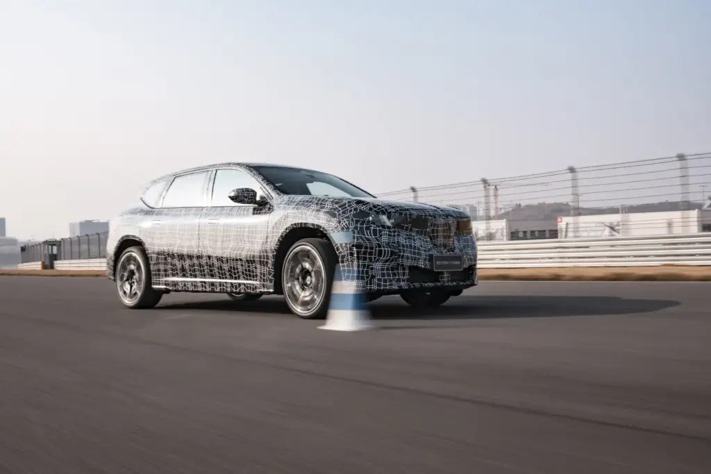 BMW iX3 Long Wheelbase 44 Motor16