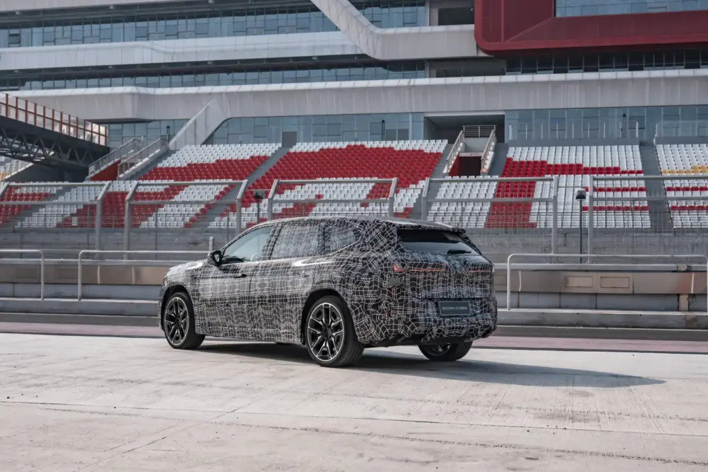 BMW iX3 Long Wheelbase 58 Motor16