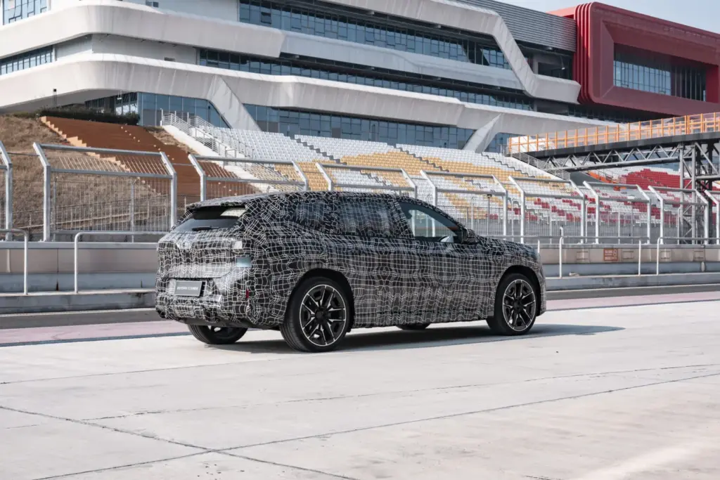 BMW iX3 Long Wheelbase 63 Motor16