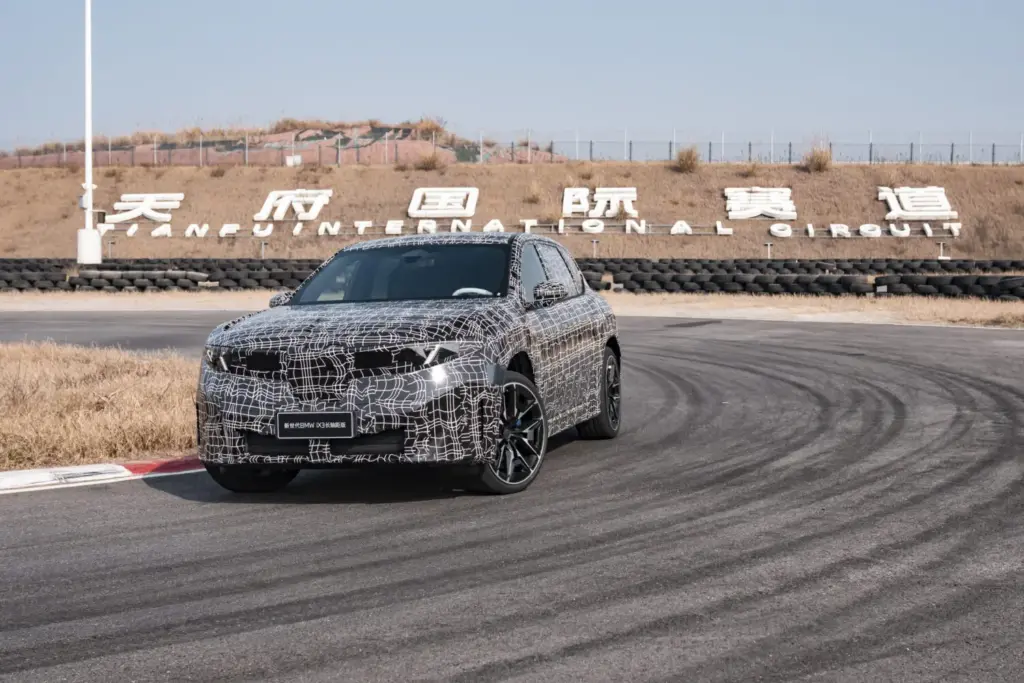 BMW iX3 Long Wheelbase 65 Motor16