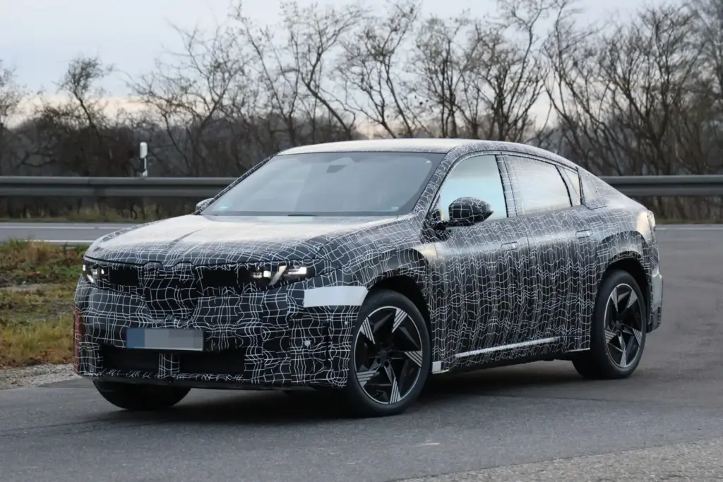 BMW iX4 2027 10 Motor16