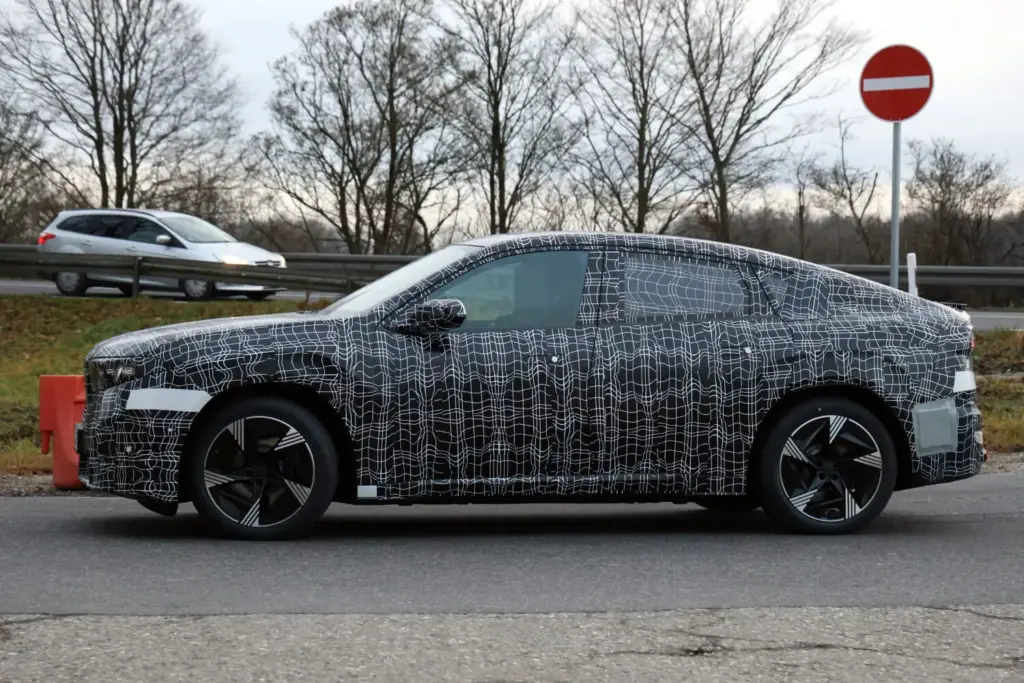 BMW iX4 2027 15 Motor16