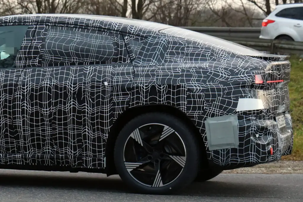 BMW iX4 2027 19 Motor16