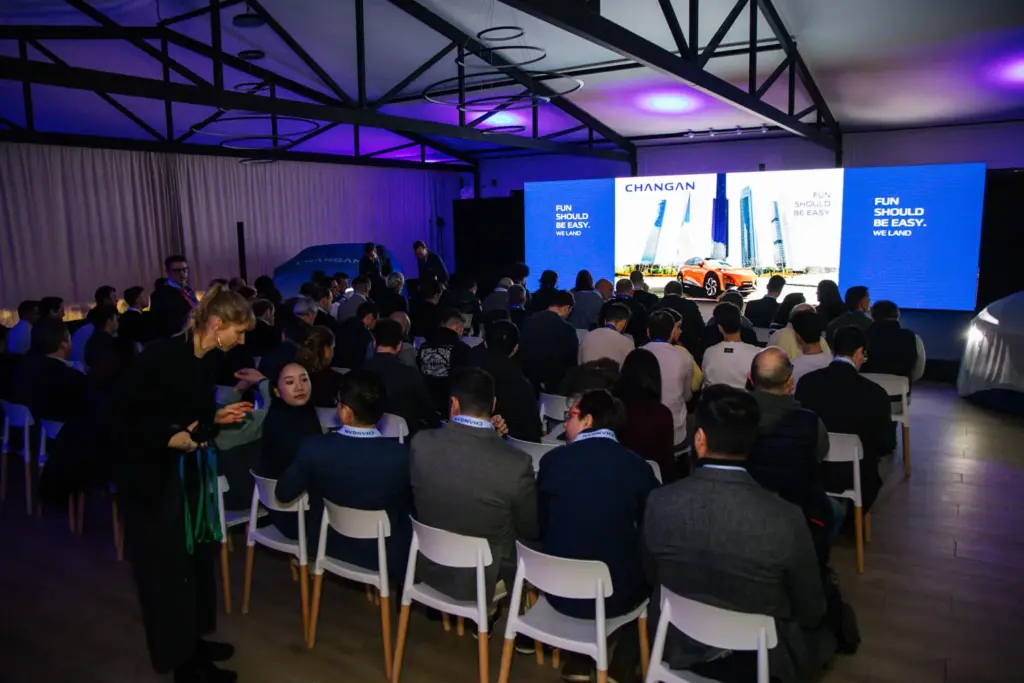 CHANGAN PRESENTACION ESPANA 1 Motor16