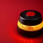 Javier (41), experto en ciberseguridad: «Que la baliza V16 se chive de tu ubicación se puede convertir en un problema de seguridad»