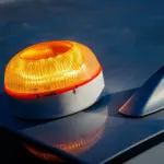 Roberto (41), técnico de emergencias: «Las pilas de la baliza V16 tienen que durar cierto tiempo y si se apaga en plena emergencia, tienes doble problema»