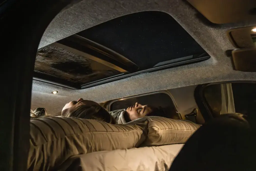 Dacia Million Star Hotel 5 Motor16