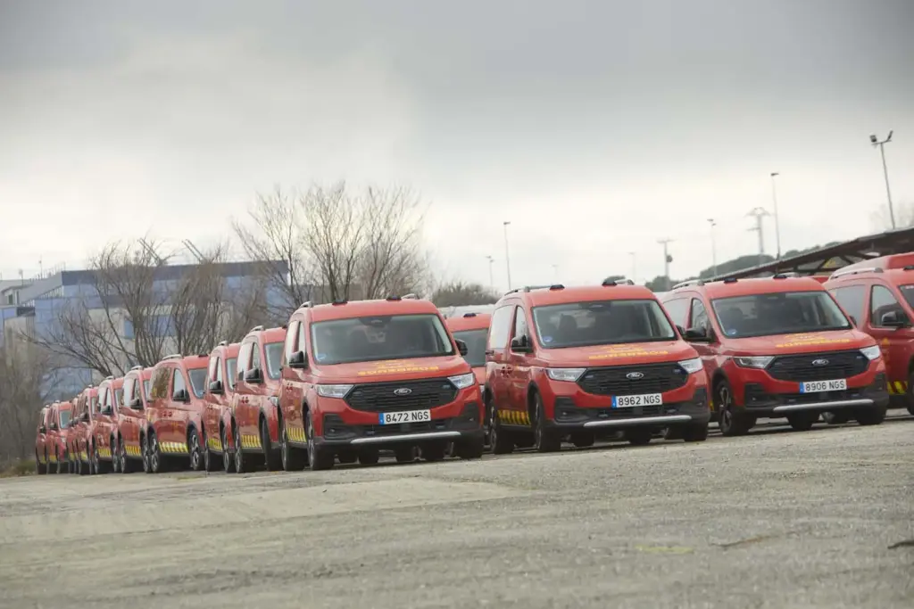 Ford equipa a los bomberos de Madrid con 85 nuevos vehículos preparados para todo 1 Motor16 FORD BOMBEROS MADRID1 Motor16