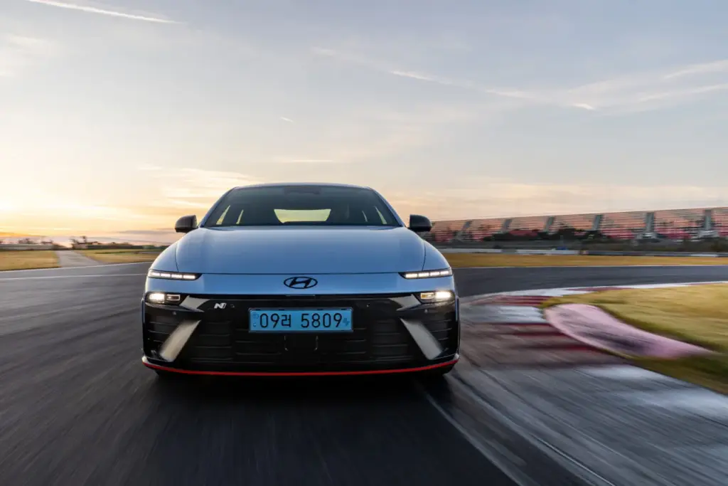 El Hyundai IONIQ 6 N ya tiene precio en el Reino Unido: ¡Cuesta como un IONIQ 5 N! 2 Motor16 Hyundai Ioniq 6 N precio UK 2 Motor16