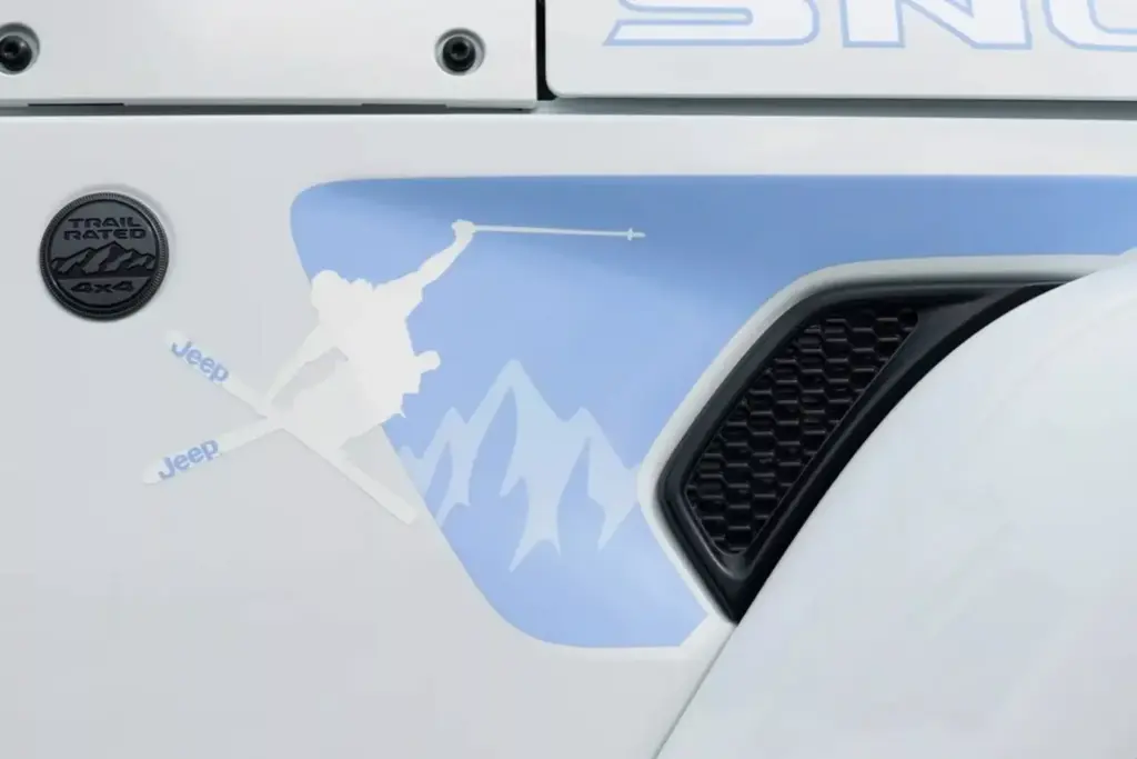 Jeep Wrangler Snow Trace Edition Japan 6 2048x1366 1 Motor16