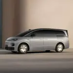 Leapmotor se asocia con FAW y presenta su primer monovolumen