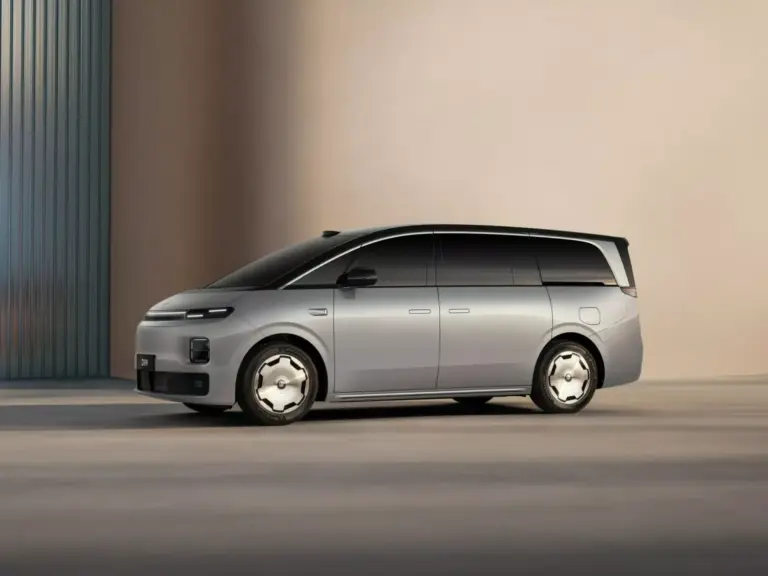 Leapmotor se asocia con FAW y presenta su primer monovolumen