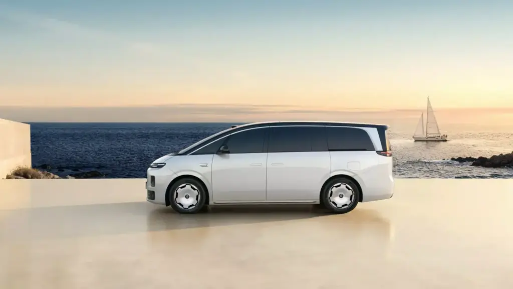 LEAPMOTOR D99 4 Motor16