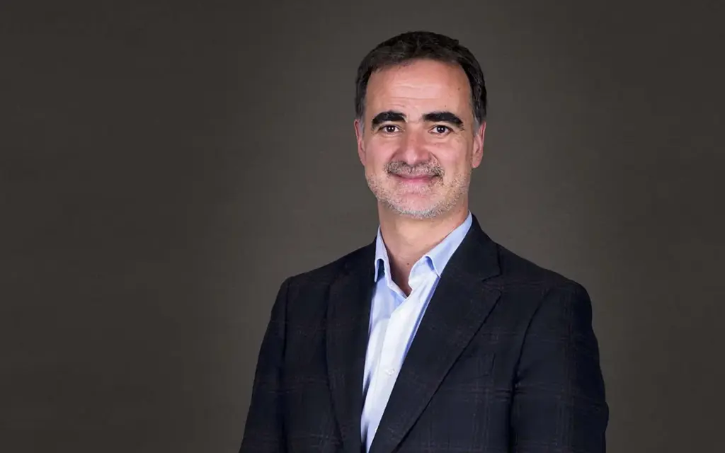 Laurent Sengenes director general dacia Motor16