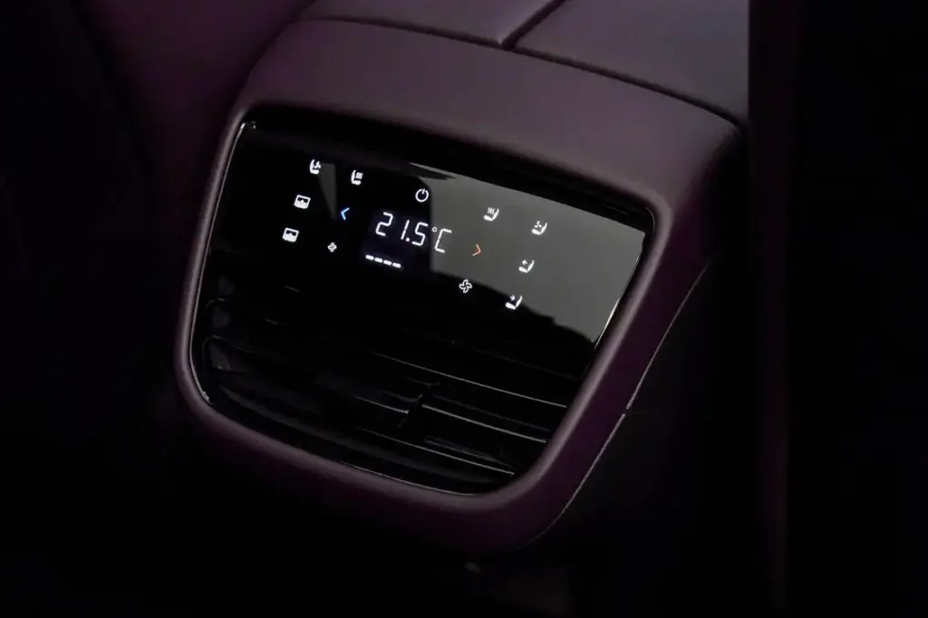 Mazda CX 6e 10 Motor16