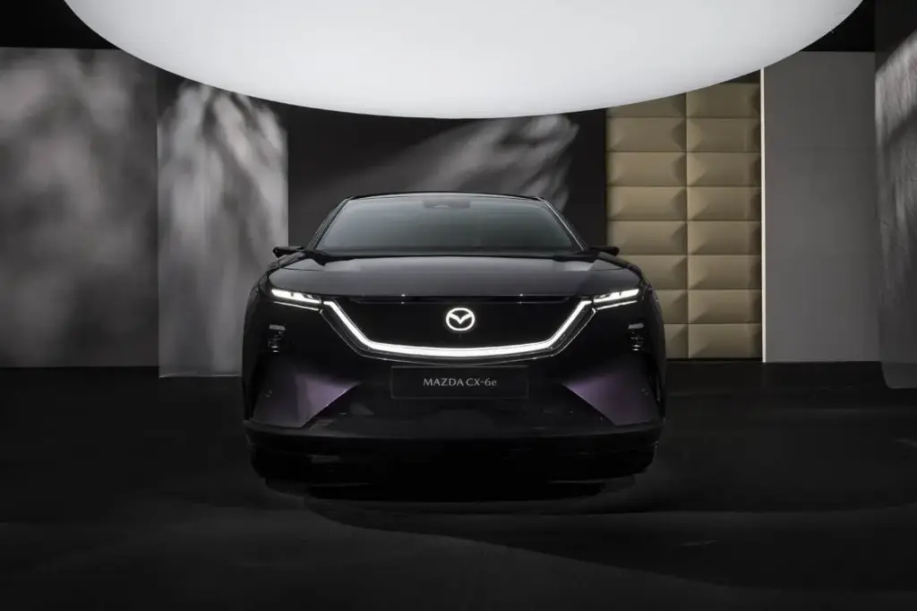 Mazda CX 6e 16 Motor16