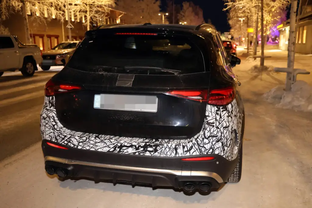 Mercedes AMG GLC 53 10 Motor16