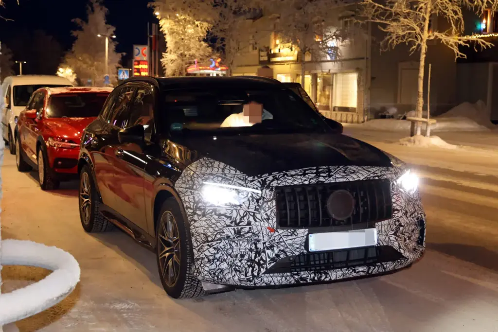 Mercedes AMG GLC 53 11 Motor16