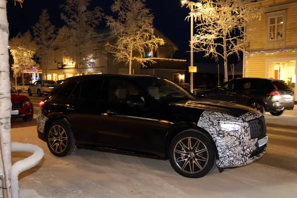 Mercedes AMG GLC 53 13 Motor16