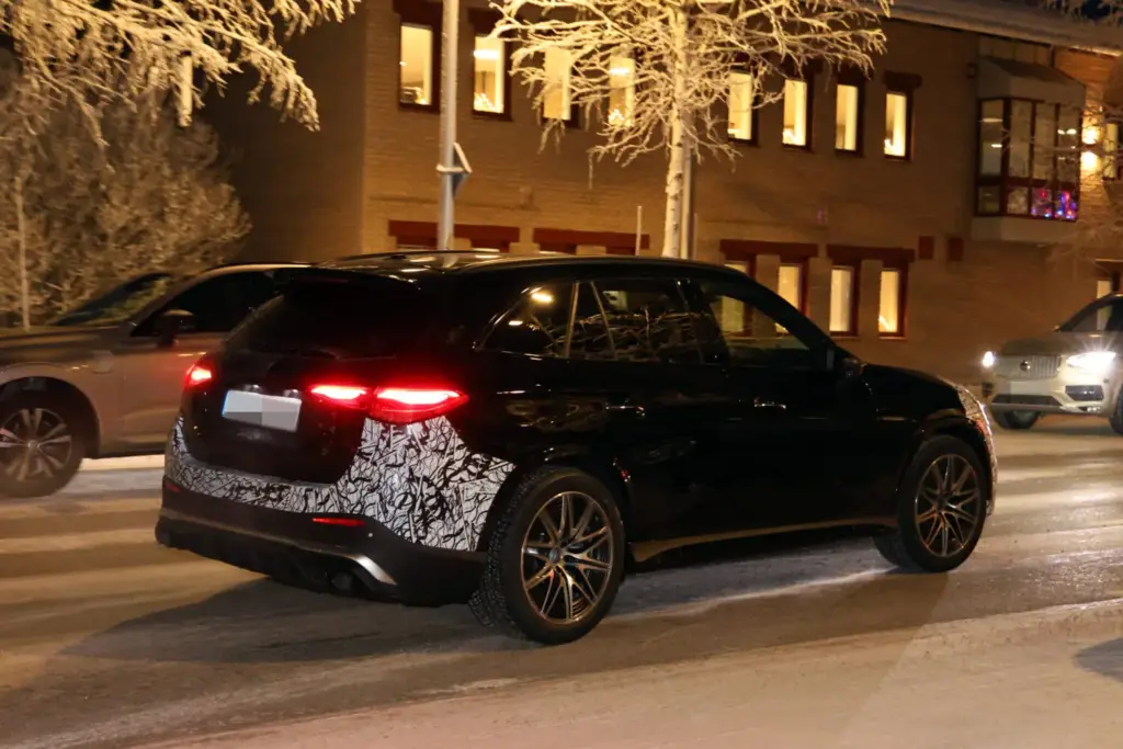 Mercedes AMG GLC 53 19 Motor16