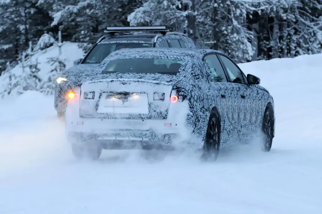 Mercedes Clase E con tecnologia EQ 2027 17 Motor16