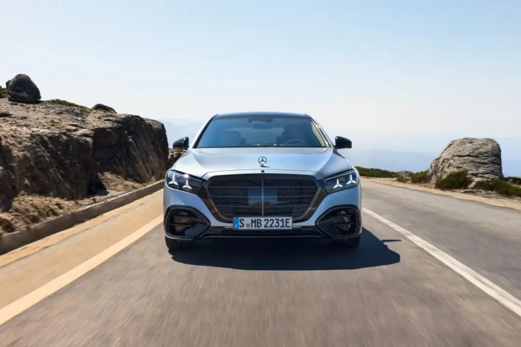 Nuevo Mercedes Clase S 2026: Aún más lujo y tecnología 52 Motor16 Mercedes Clase S 2026 47 Motor16