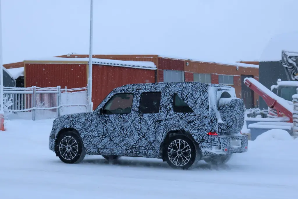 El 'Mini G' de Mercedes está en camino; estas fotos lo confirman 14 Motor16 Mercedes Mini G 12 Motor16