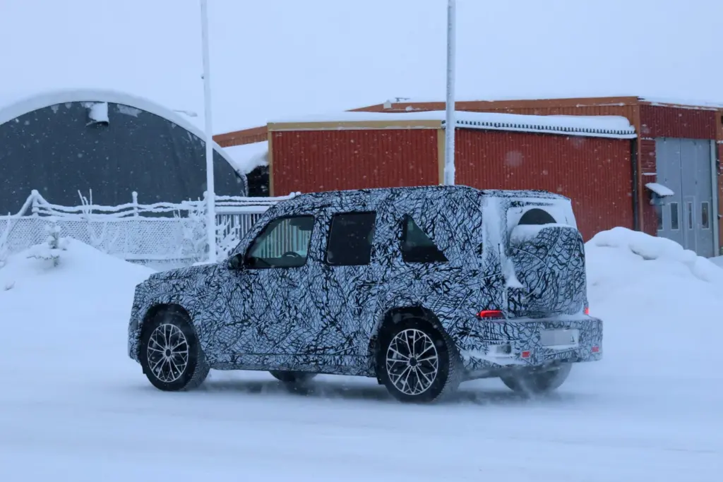 El 'Mini G' de Mercedes está en camino; estas fotos lo confirman 15 Motor16 Mercedes Mini G 13 Motor16