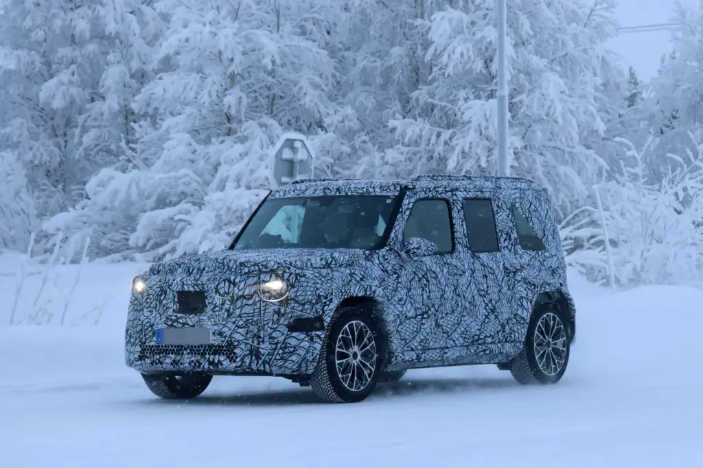 El 'Mini G' de Mercedes está en camino; estas fotos lo confirman 5 Motor16 Mercedes Mini G 3 Motor16