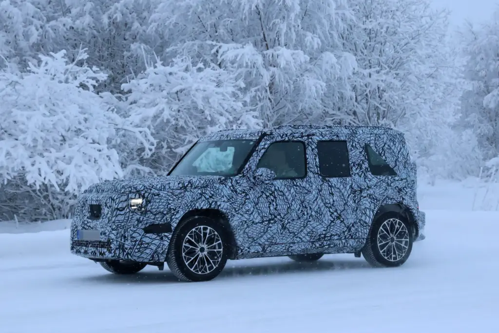 El 'Mini G' de Mercedes está en camino; estas fotos lo confirman 8 Motor16 Mercedes Mini G 6 Motor16