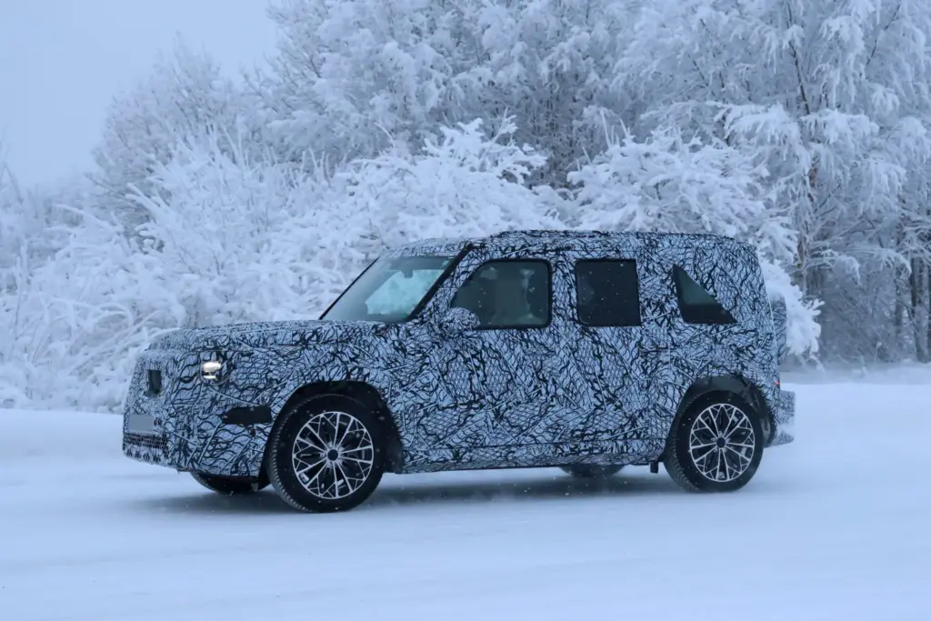 El 'Mini G' de Mercedes está en camino; estas fotos lo confirman 9 Motor16 Mercedes Mini G 7 Motor16