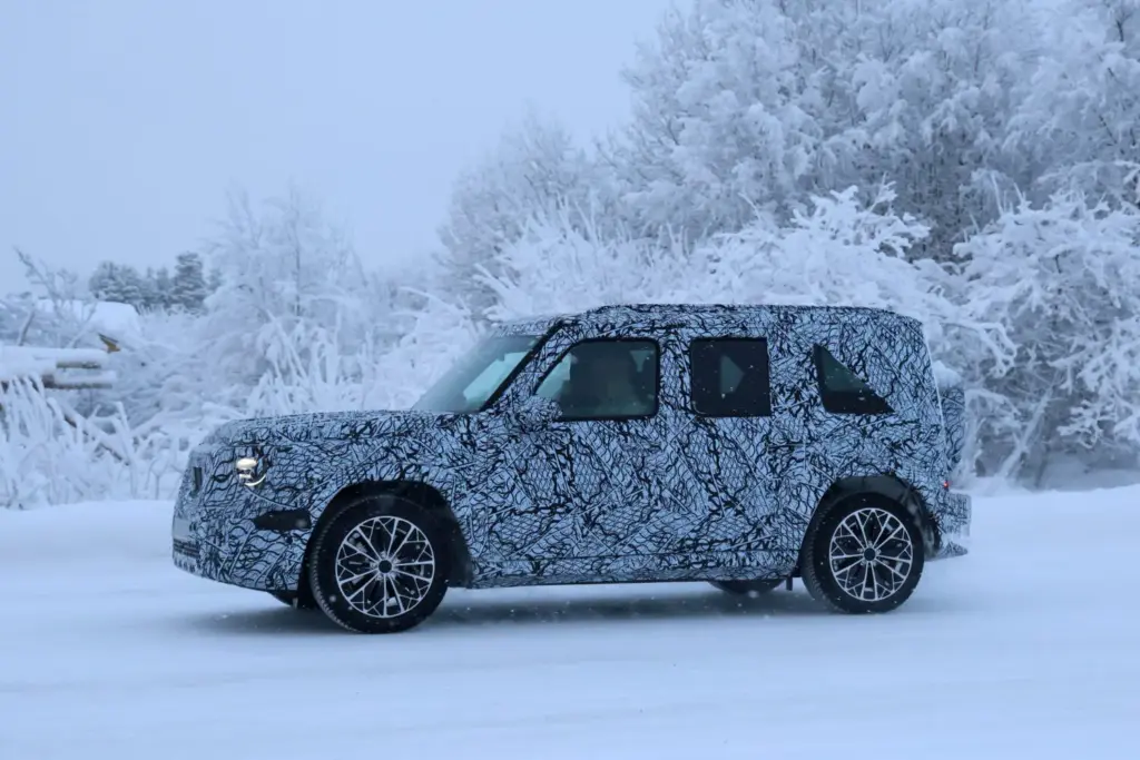 El 'Mini G' de Mercedes está en camino; estas fotos lo confirman 10 Motor16 Mercedes Mini G 8 Motor16