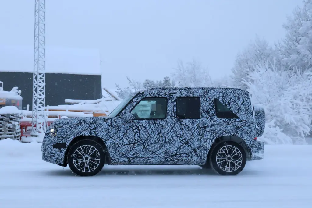 El 'Mini G' de Mercedes está en camino; estas fotos lo confirman 1 Motor16 Mercedes Mini G GLG