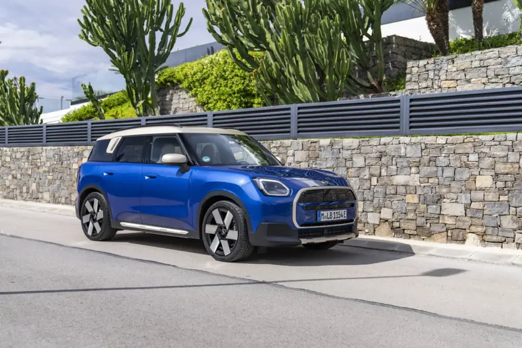 Mini Countryman E 5 Motor16