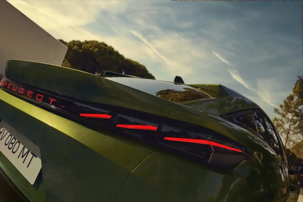 NUEVO PEUGEOT 408 7 Motor16