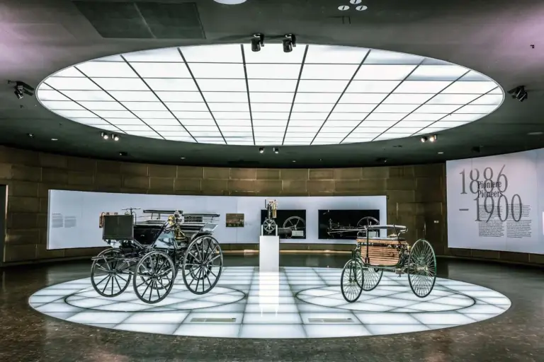 Mercedes-Benz cumple 140 años: los hitos que han marcado su historia