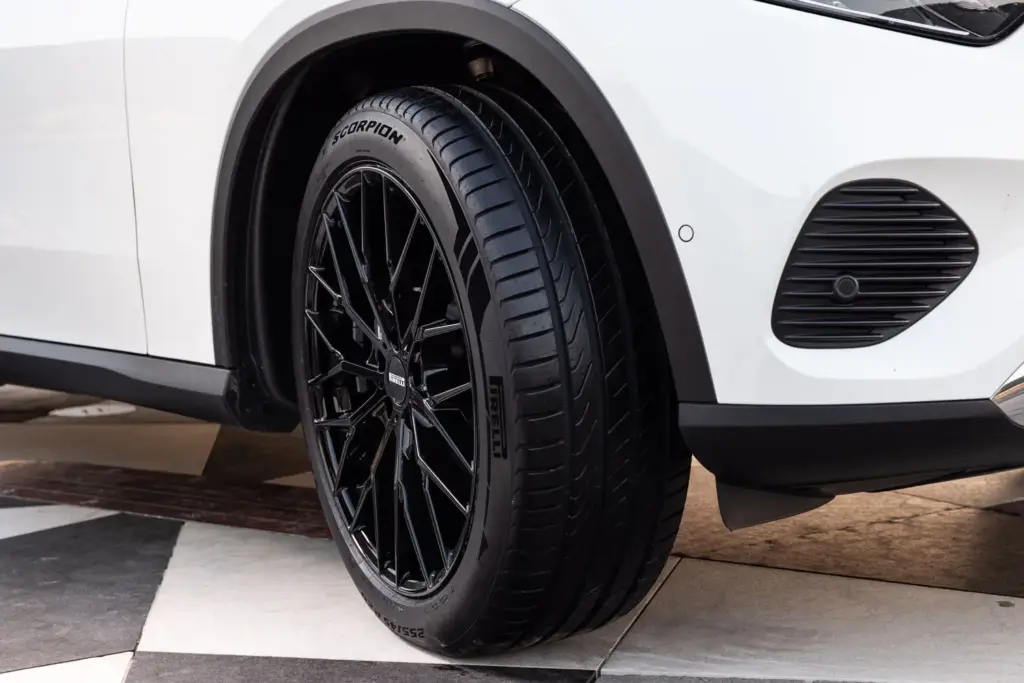 Pirelli devuelve al neumático Scorpion a sus raíces SUV con la tercera generación 1 Motor16 Pirelli Scorpion 2 Motor16