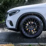 La normativa de neumáticos de California que afecta a los coches deportivos: qué cambia en los recambios