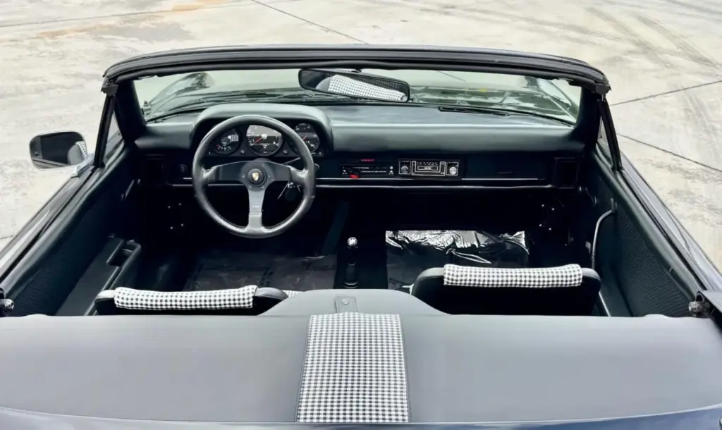 Porsche 914 Cabrio 1976 subasta 4 Motor16