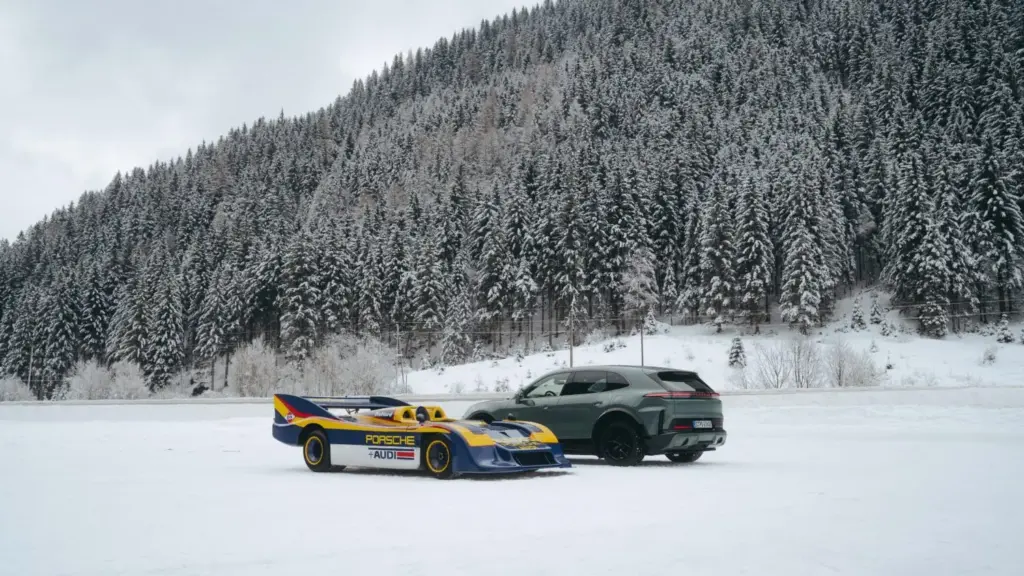 Porsche Cayenne Turbo Electric 4 Motor16