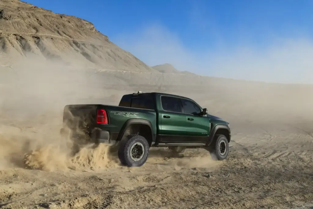 RAM 1500 SRT TRX 2026 2 Motor16