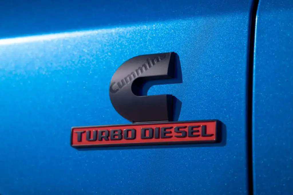 RAM 2500 Power Wagon 6.7 Cummins 4 Motor16