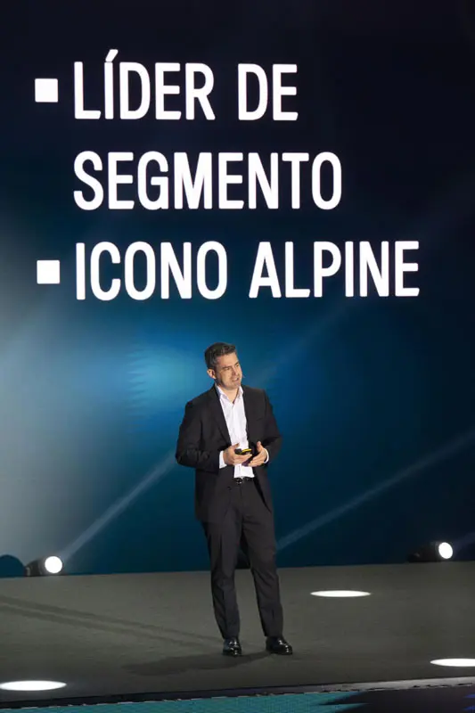 Renault y Alpine cierran un 2025 histórico: crecimiento récord y ofensiva eléctrica para 2026. Y quieren mucho más 4 Motor16 RESULTADOS RENAULT DAN GARCIA 1 Motor16